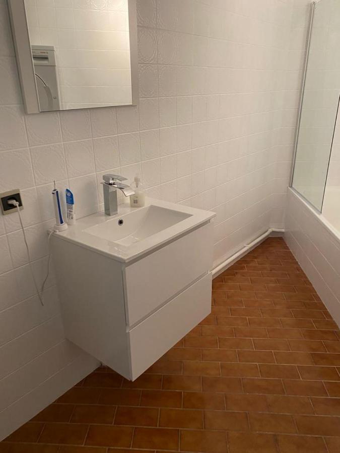 Lichtrijk Mooi Appartement Met Zicht Op Hof Van Roosendael Антверпен Екстер'єр фото